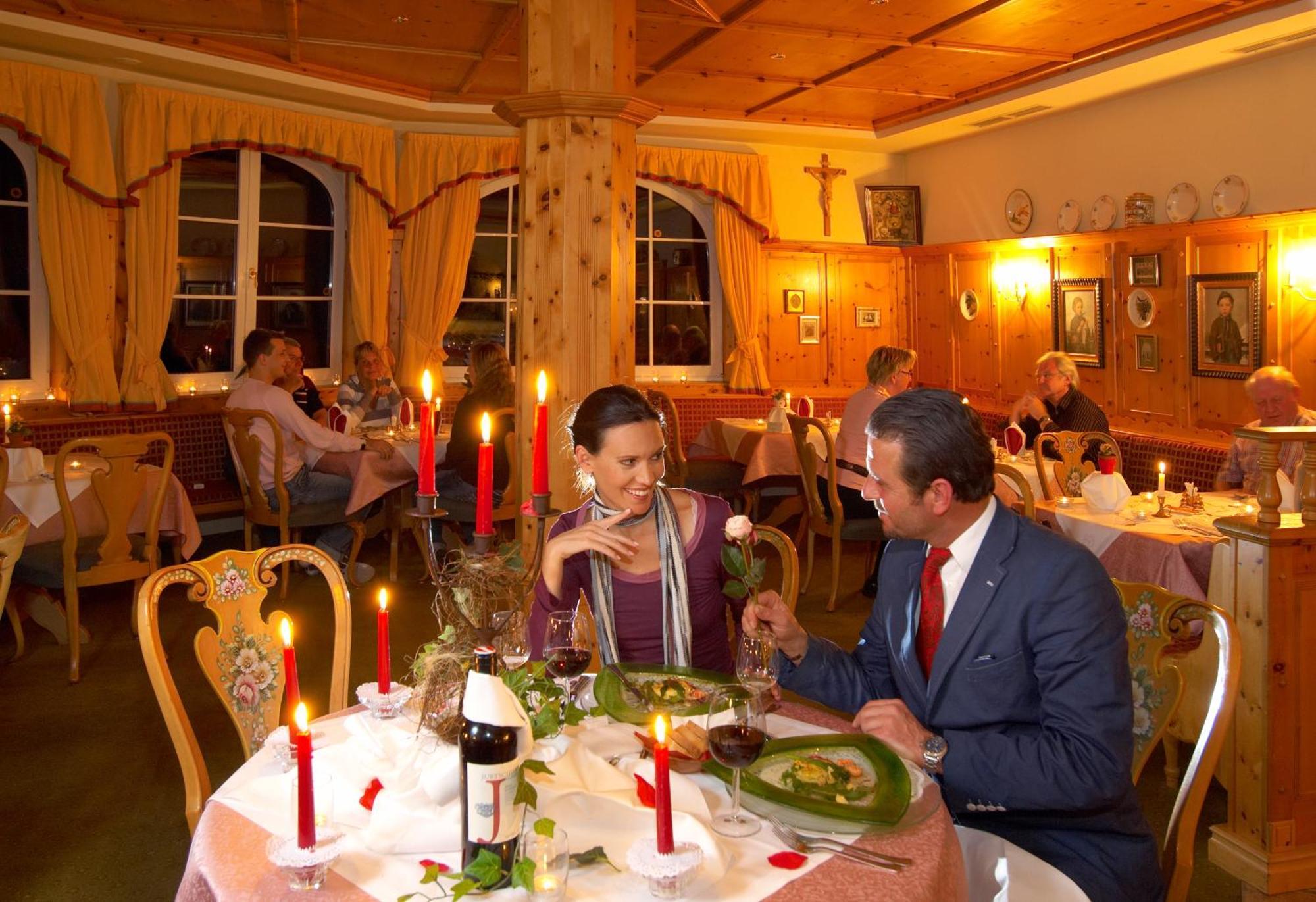 Wohlfühlresort und Feriengut Martinerhof Sankt Martin am Tennengebirge Exterior foto