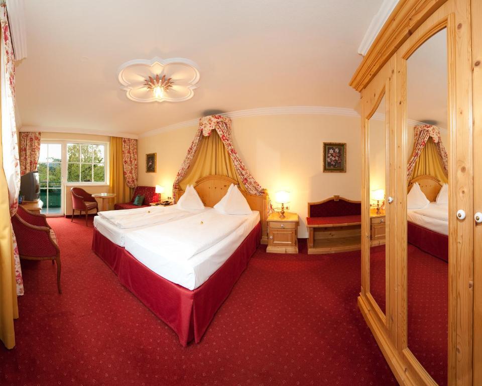 Wohlfühlresort und Feriengut Martinerhof Sankt Martin am Tennengebirge Habitación foto