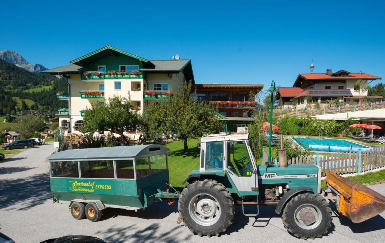 Wohlfühlresort und Feriengut Martinerhof Sankt Martin am Tennengebirge Exterior foto