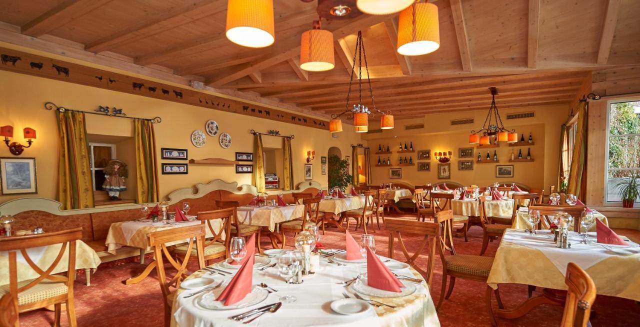 Wohlfühlresort und Feriengut Martinerhof Sankt Martin am Tennengebirge Exterior foto